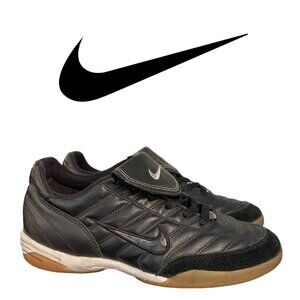 Nike Tiempo 2002 Indoor Soccer Shoes - Size 5
